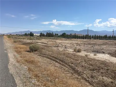 2241 South Toiyabe Avenue, Pahrump, NV 89048 View