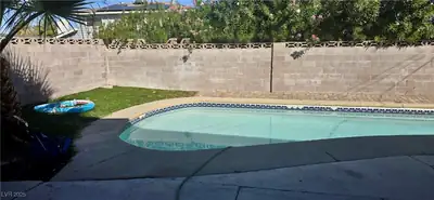 1304 Melissa Street Pool