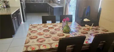 1304 Melissa Street Dining Area