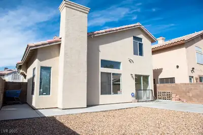 6984 Wineberry Drive, Las Vegas, NV 89119 Back of Structure