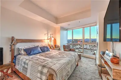 4525 Dean Martin Drive 802 Bedroom