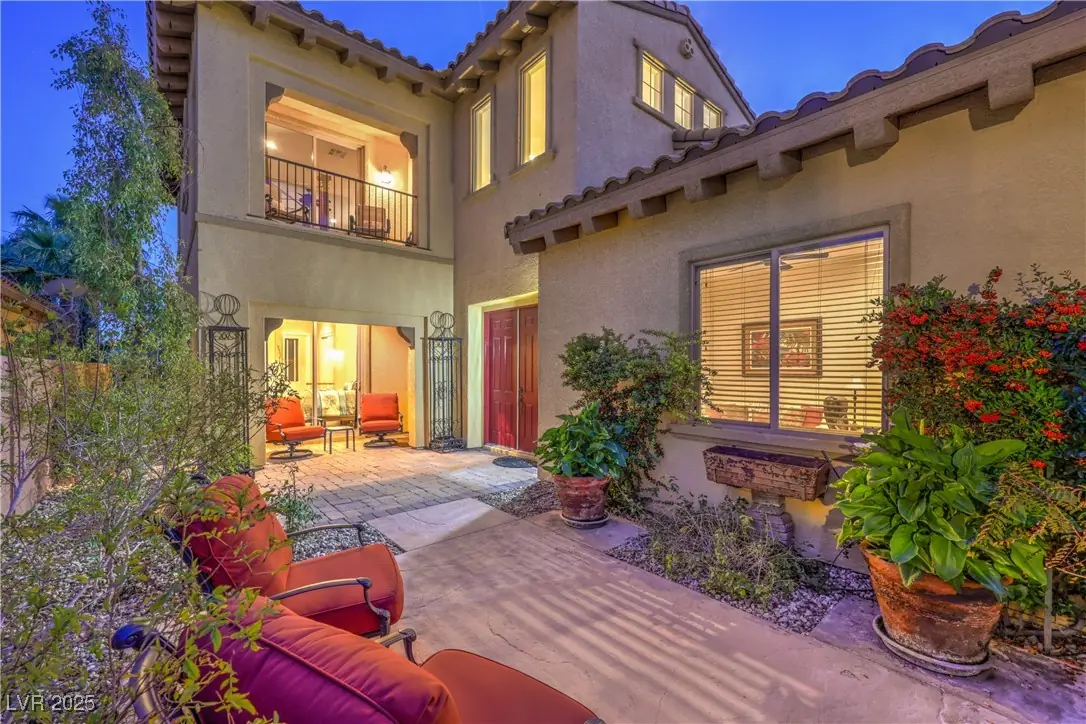 79 Rezzonico Drive, Henderson, NV 89011