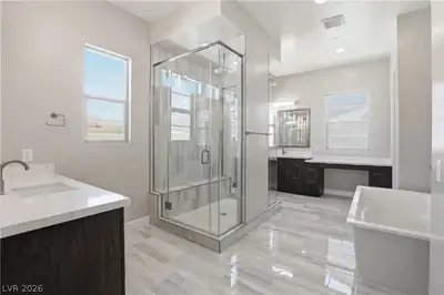 97 Vernalis Avenue, Las Vegas, NV 89138 Primary Bathroom