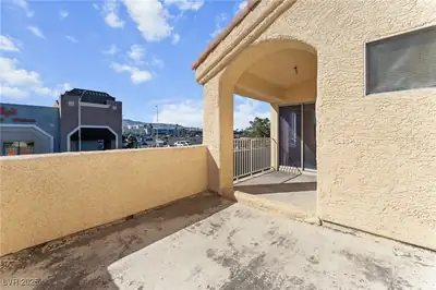6673 Silver Penny Avenue, Las Vegas, NV 89108 Patio