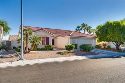 1705 Night Shadow Avenue, North Las Vegas, NV 89031 Front of Structure