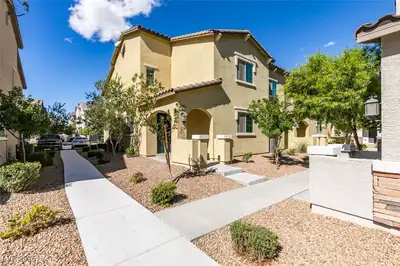 6472 Centennial Skies Court North Las Vegas, NV 89086