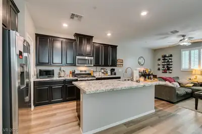 6472 Centennial Skies Court, North Las Vegas, NV 89086 Kitchen