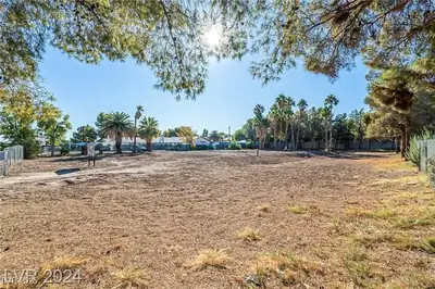 3515 East Sunset Road Las Vegas, NV 89120