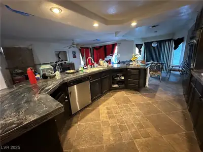 4408 North Pioneer Way Kitchen