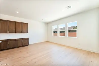 5721 Kings Bluff Avenue, Las Vegas, NV 89131 Living Room