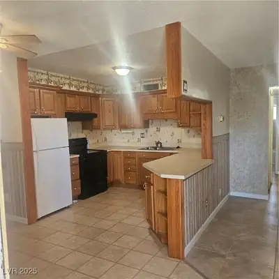 350 East Desert Inn Road C203 Kitchen