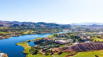 32 Via Vasari 103 Henderson, NV 89011