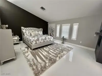 3240 West Richmar Avenue Bedroom