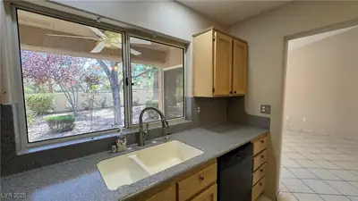 2202 Spring Water Drive Kitchen