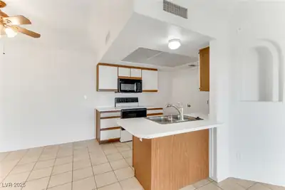 3550 Bay Sands Drive 1098 Kitchen