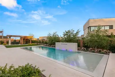 7385 Heron Canyon Court, Las Vegas, NV 89117 Pool
