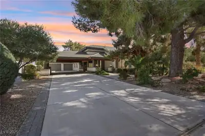 3140 Montessouri Street Las Vegas, NV 89117