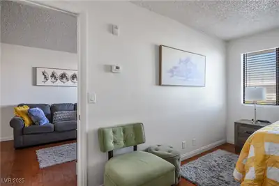 1381 East University Avenue 208 Primary Bedroom