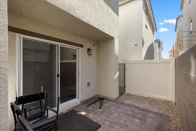 6855 Evening Orchid Street, North Las Vegas, NV 89086 Patio