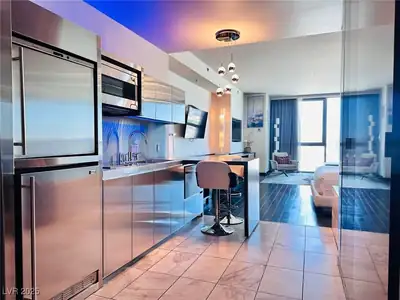 4381 West Flamingo Road 1204 Kitchen