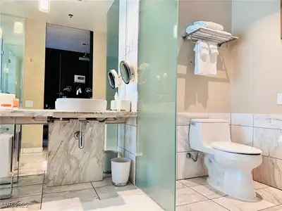4381 West Flamingo Road 1204 Bathroom