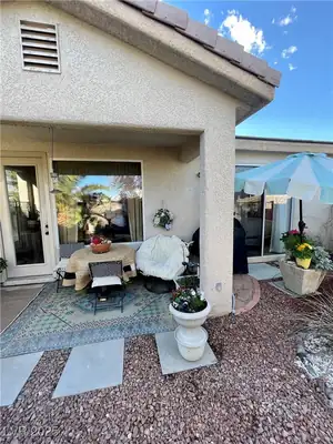 4534 Regalo Bello Street Patio