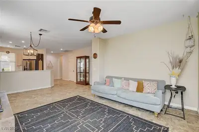 4534 Regalo Bello Street Living Room