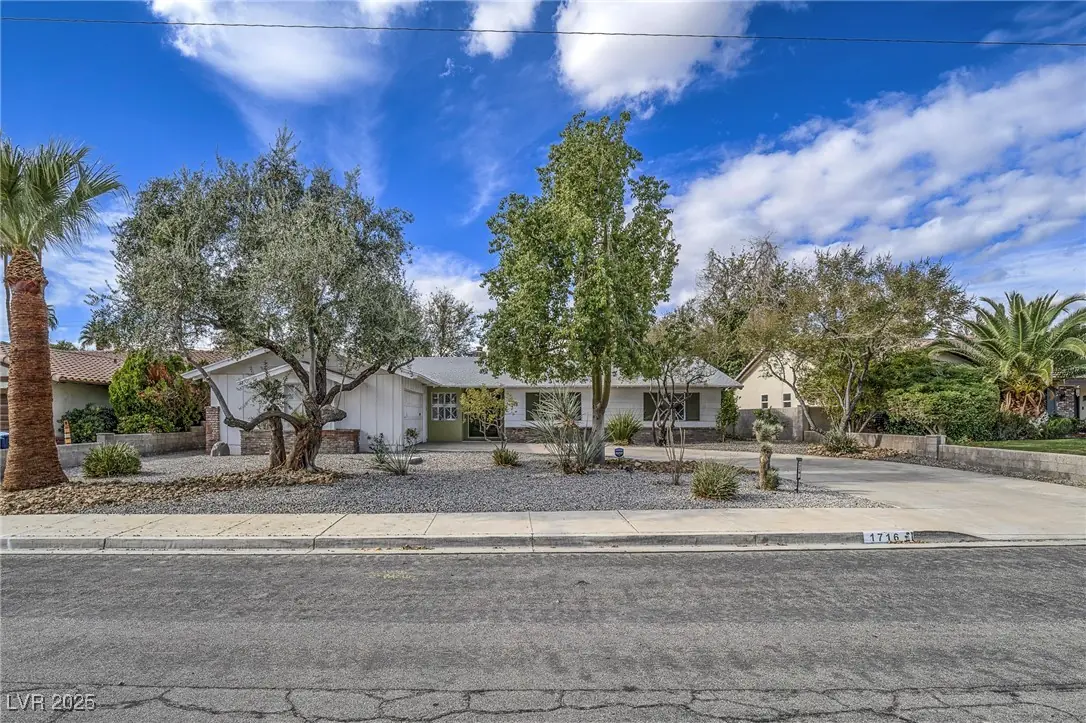 1716 Chapman Drive, Las Vegas, NV 89104