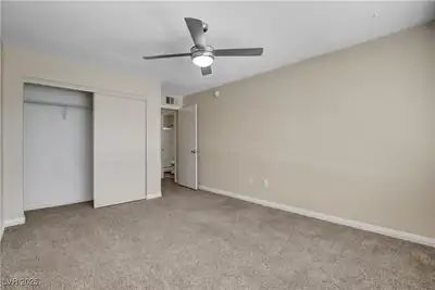 5710 East Tropicana Avenue 2199 Bedroom