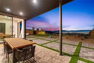 569 Overlook Rim Drive, Henderson, NV 89012 Patio