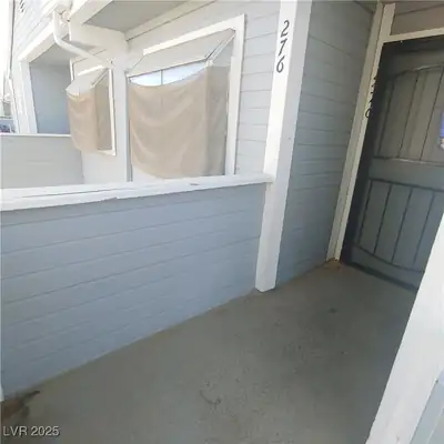 1884 Nebula Drive 276 Entry