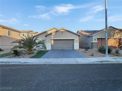 1004 Crescent Falls Street, Henderson, NV 89011 