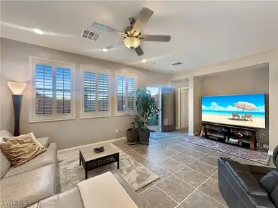 1004 Crescent Falls Street, Henderson, NV 89011 