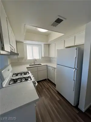 6942 Appleton Drive 3 Kitchen
