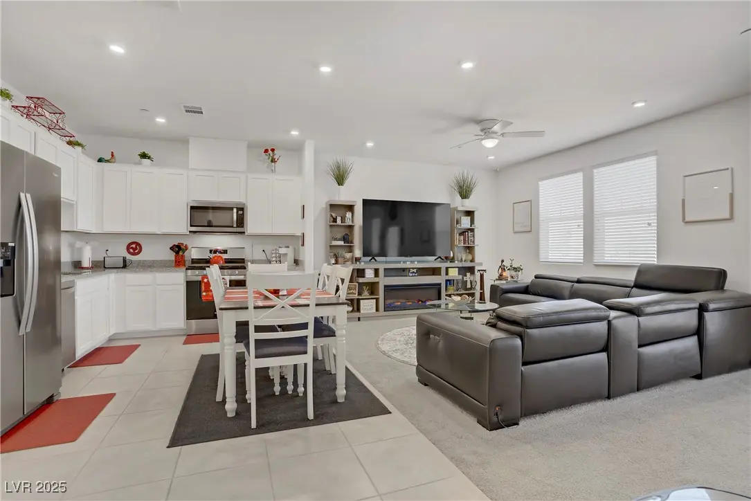 664 Foam Flower Lane, Henderson, NV 89015