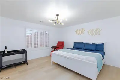 9762 Silver Dusk Court, Las Vegas, NV 89183 Bedroom