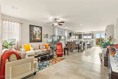 2061 Alki Beach Avenue, Laughlin, NV 89029 Living Room