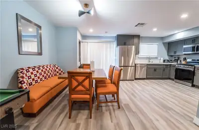 3955 Savoy Court, Las Vegas, NV 89115 Dining Area