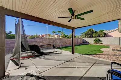 8601 Stone Harbor Avenue, Las Vegas, NV 89145 Patio