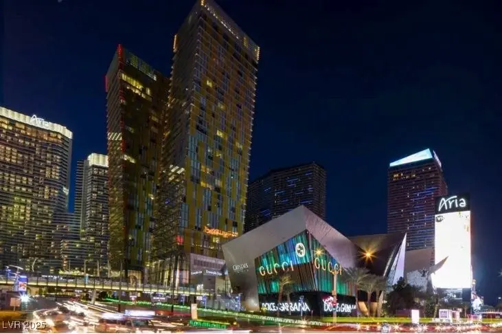 3722 Las Vegas Boulevard 2101