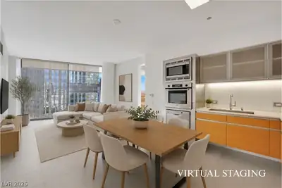 3722 Las Vegas Boulevard 2101 Living Room