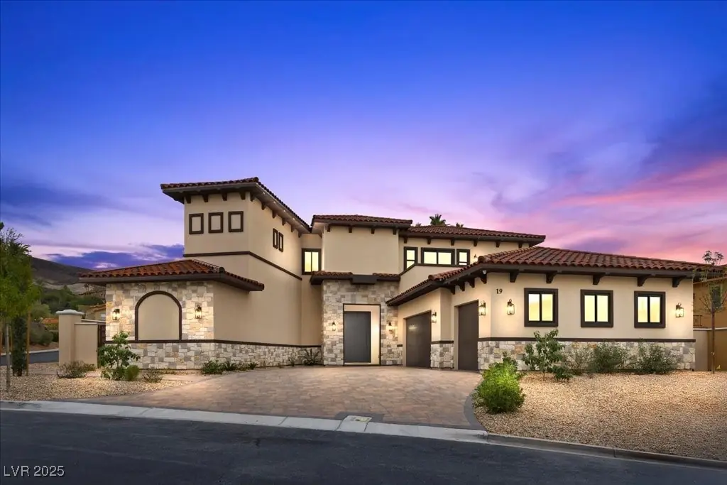 19 Rue Grimaldi Way, Henderson, NV 89011