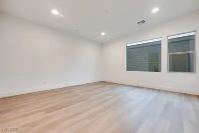 10381 Hanging Lake Street, Las Vegas, NV 89166 Primary Bedroom