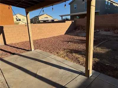 121 Brookhouse Court, Henderson, NV 89011 Yard