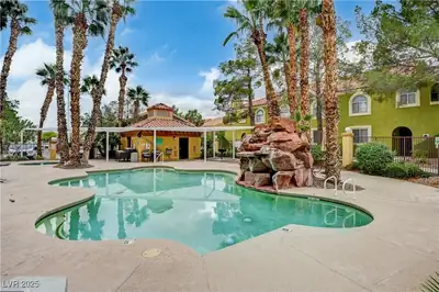 7950 West Flamingo Road 1168 Pool