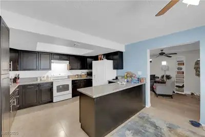 95 East Windmill Lane Kitchen