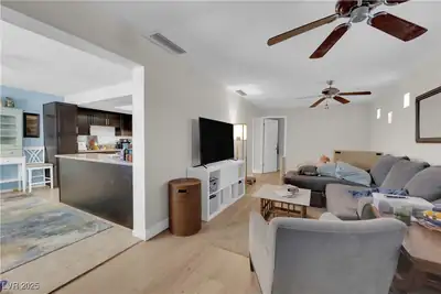 95 East Windmill Lane Living Room