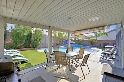 2735 Peekskill Avenue, Henderson, NV 89052 Patio