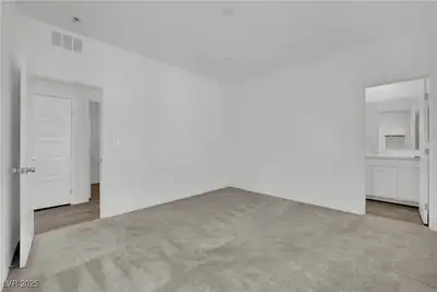 207 Callen Falls Avenue 1725 Bedroom