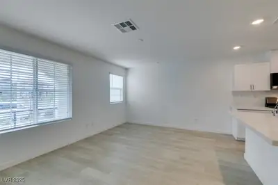 945 Jigglypuff Place, Henderson, NV 89011 Living Room